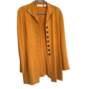 Dana Buchman, 100% silk women’s Blazer, Sz 8
